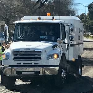 Meet your Posher, Barrendero